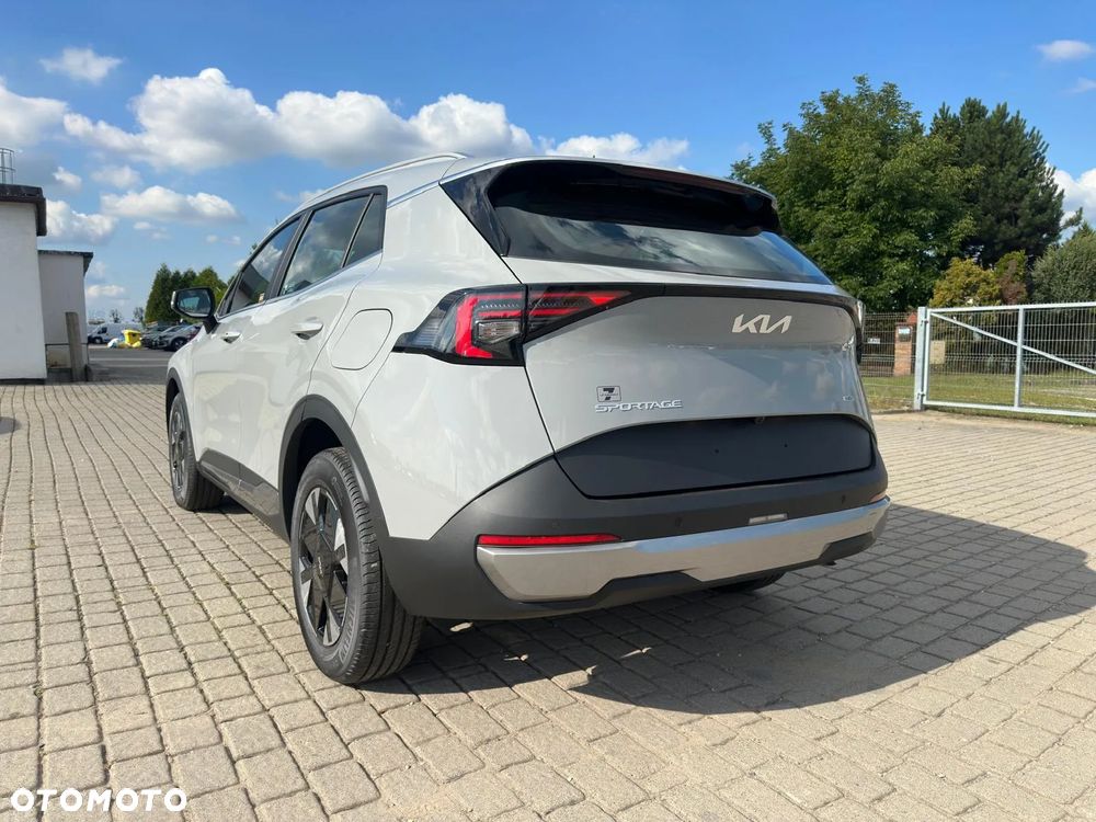 Kia Sportage 1.6 T-GDI HEV M 2WD - 2