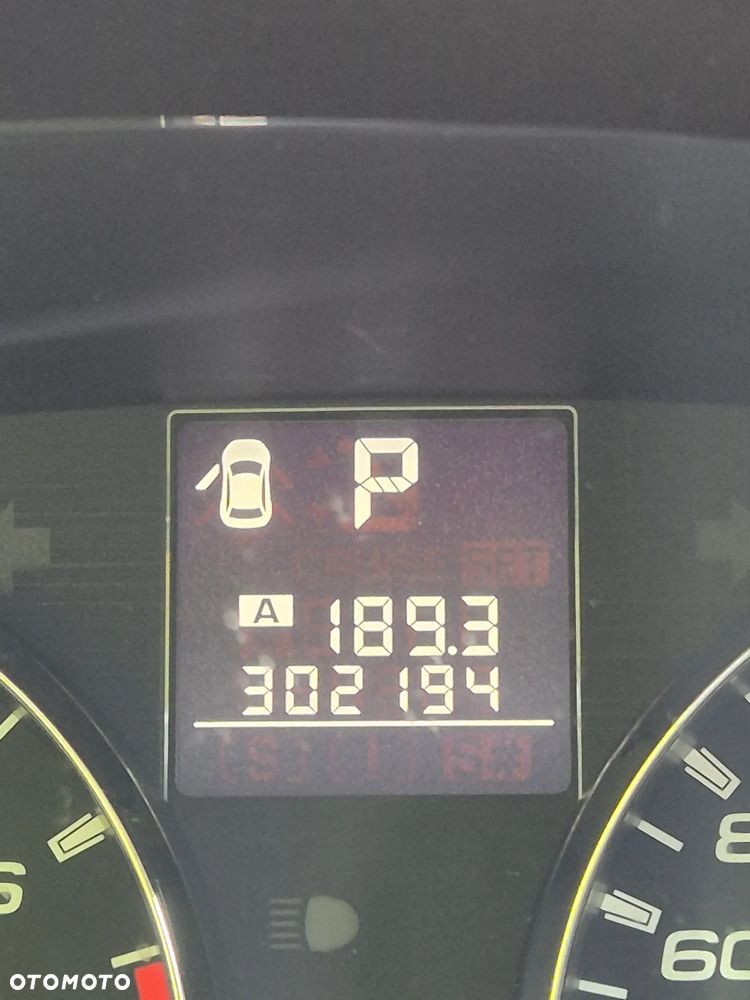 Subaru Legacy 2.5i GT - 8