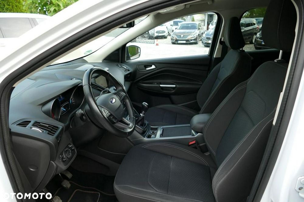 Ford Kuga 1.5 EcoBoost 2x4 Titanium - 21