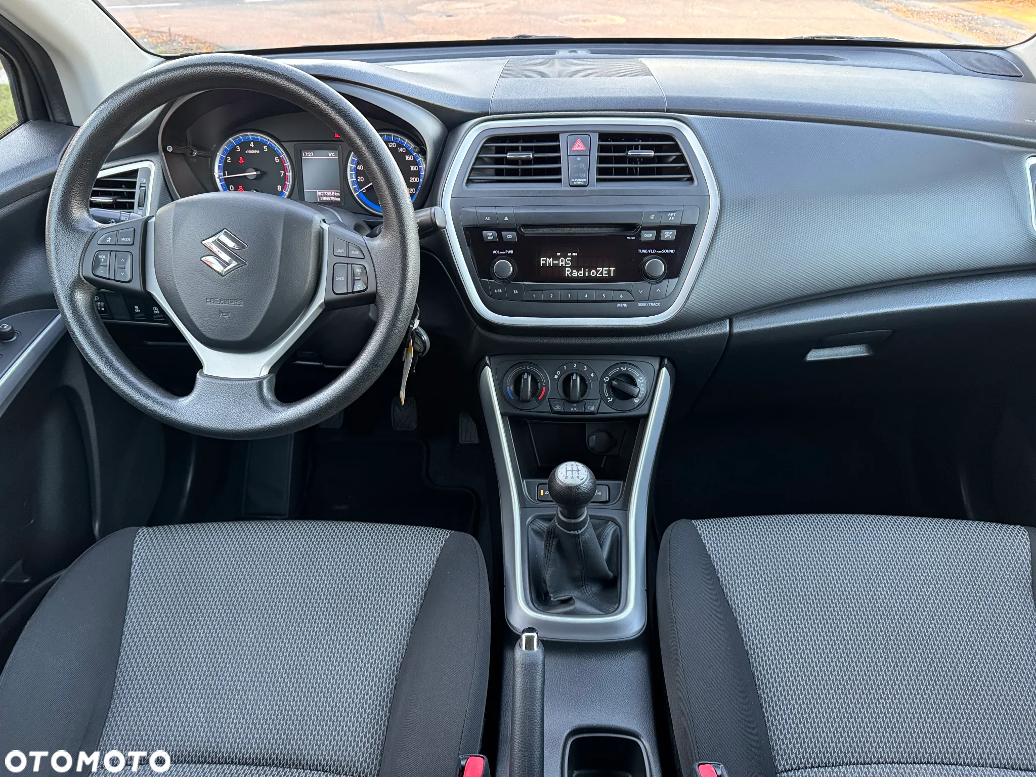Suzuki SX4 S-Cross 1.6 Comfort - 5
