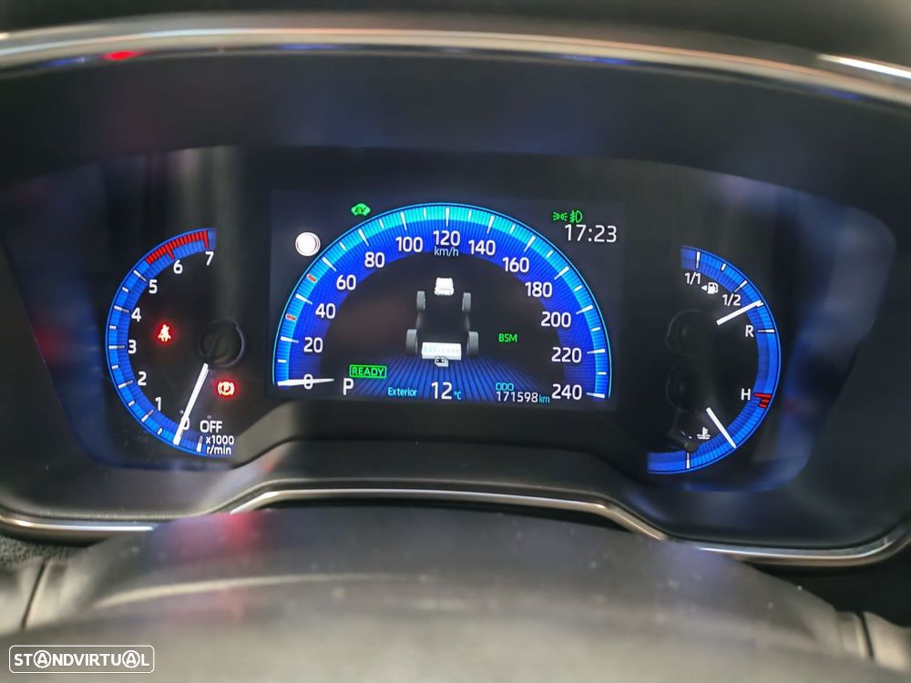 Toyota Corolla Touring Sports - 16