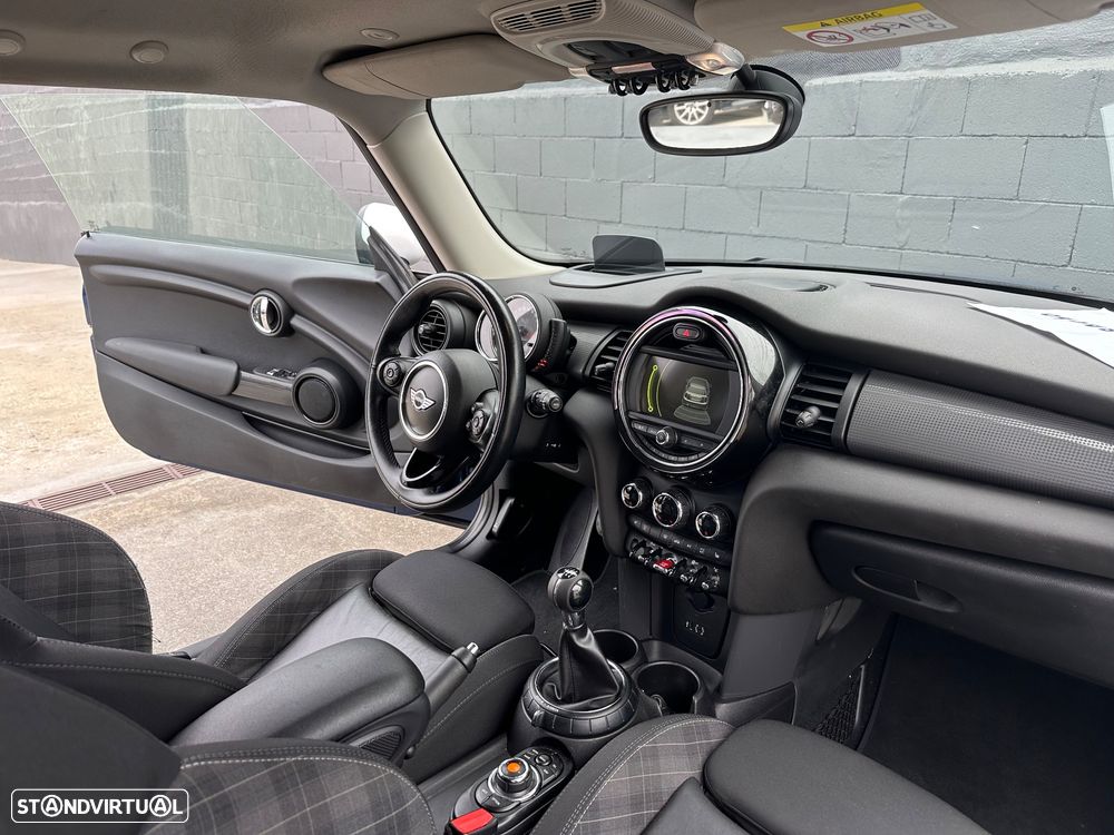 MINI 3 Portas Cooper D - 20