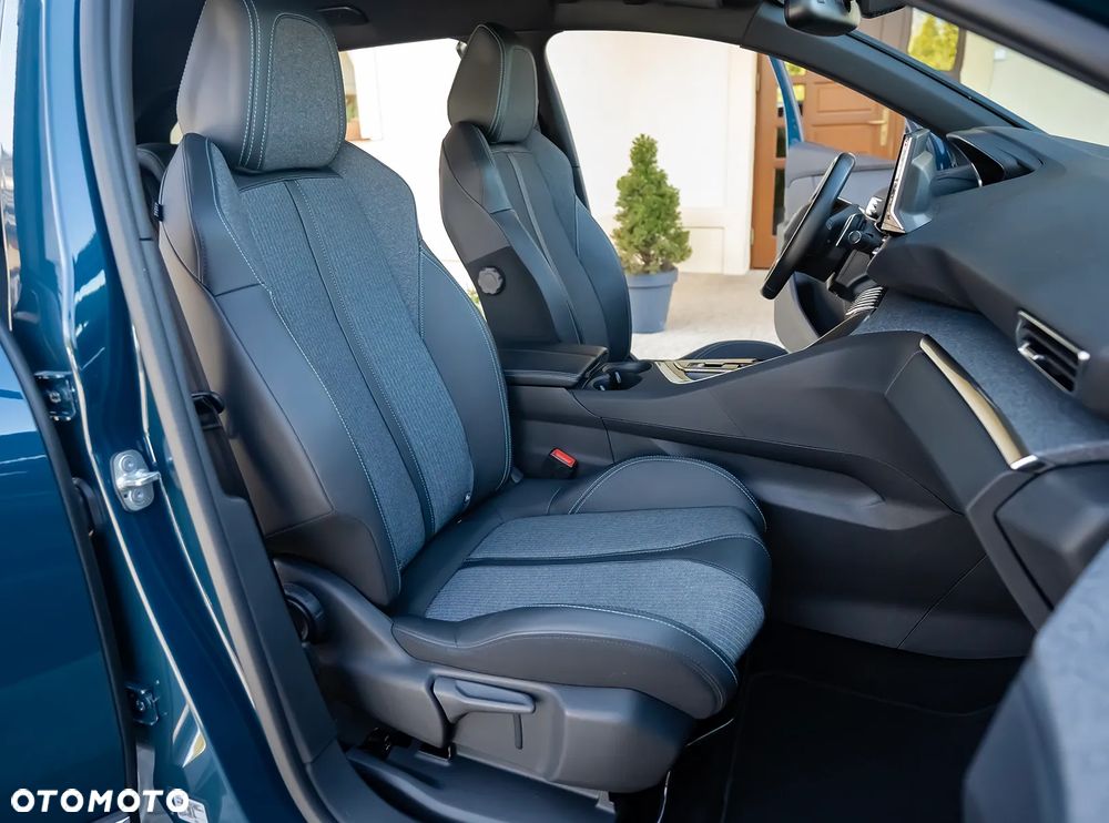 Peugeot 3008 BlueHDi 130 Stop & Start EAT8 Allure Business-Paket - 29