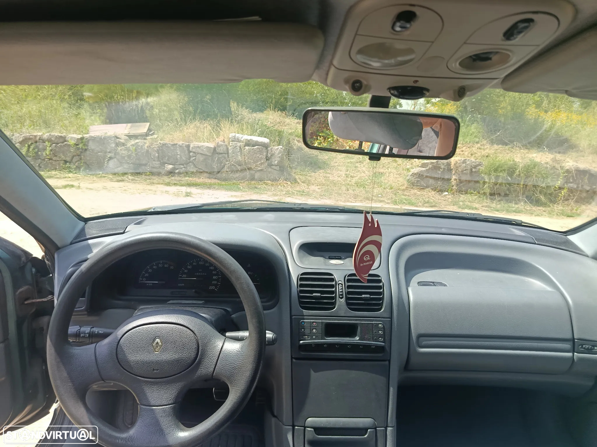Renault Laguna - 4