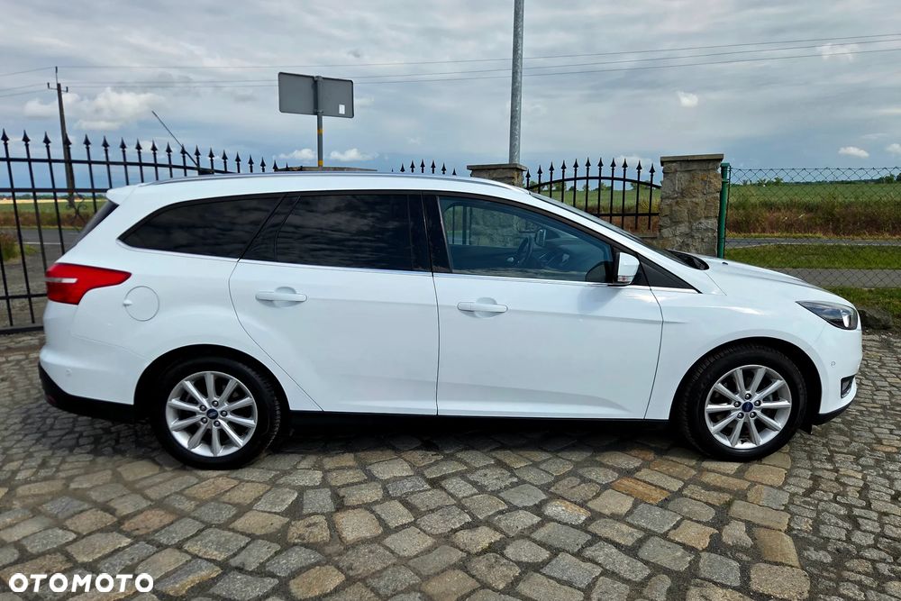 Ford Focus 1.0 EcoBoost Titanium - 6