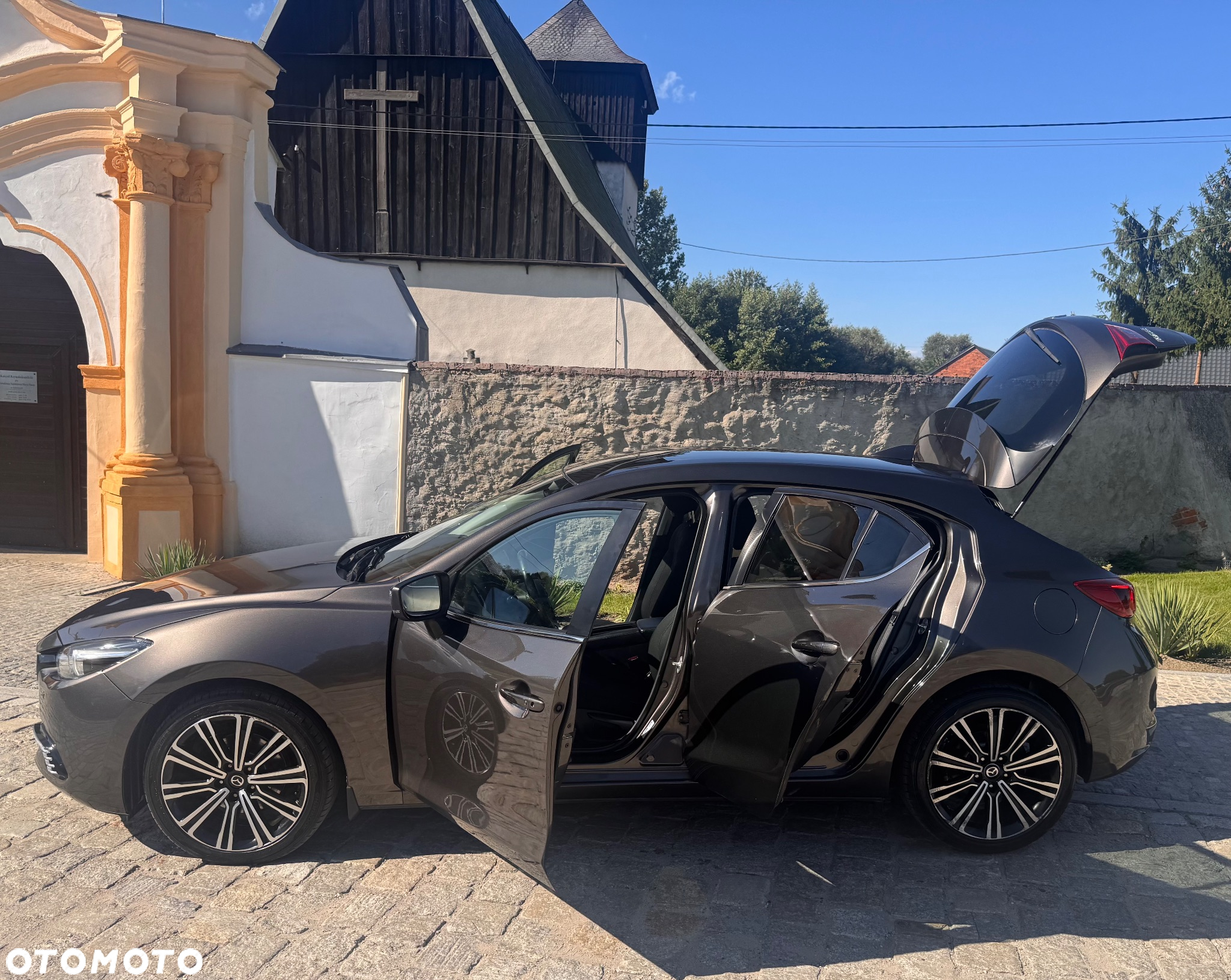 Mazda 3 SKYACTIV-G 120 NAKAMA - 18