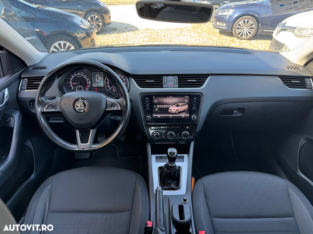 Skoda Octavia 1.6 TDI Premium Edition - 5