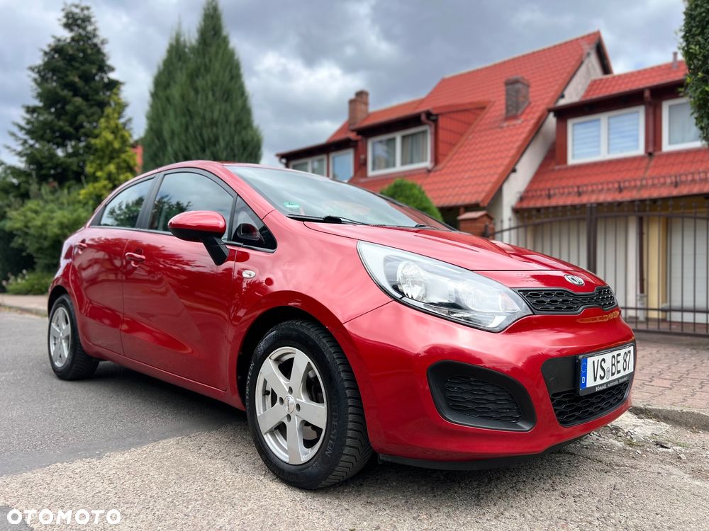 Kia Rio 1.4 Edition 7 - 8