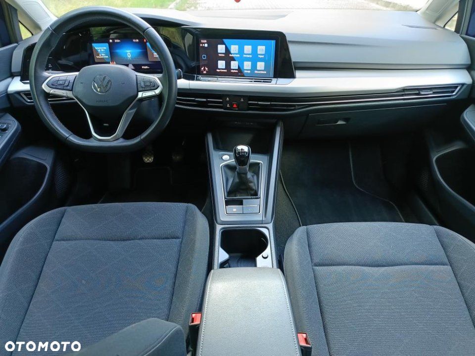 Volkswagen Golf - 10