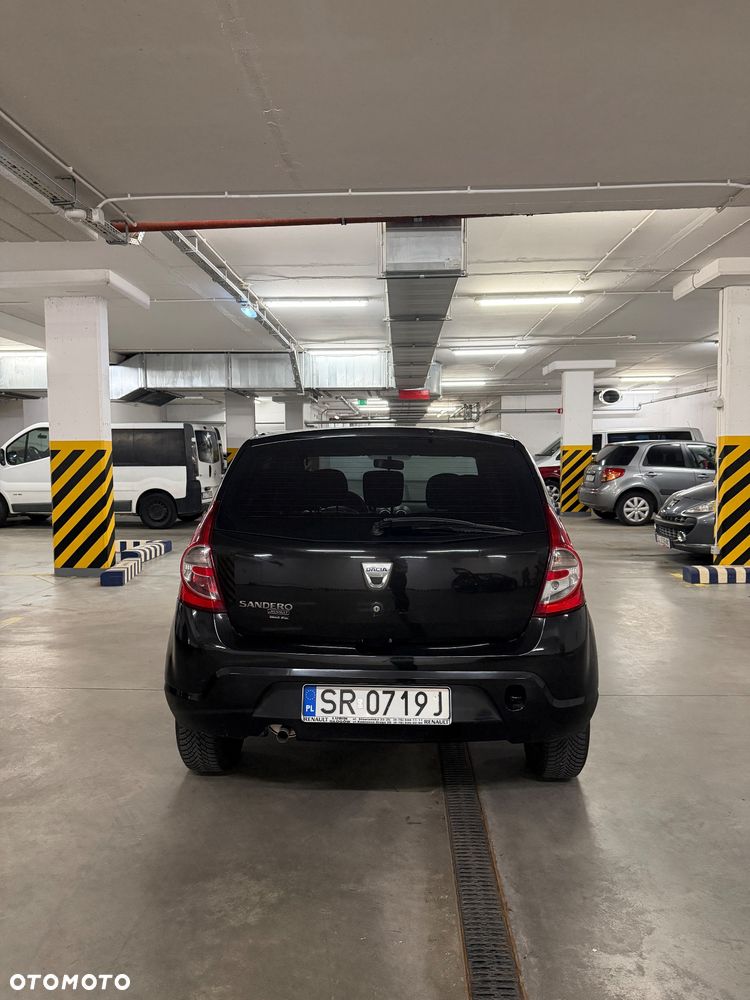 Dacia Sandero - 5