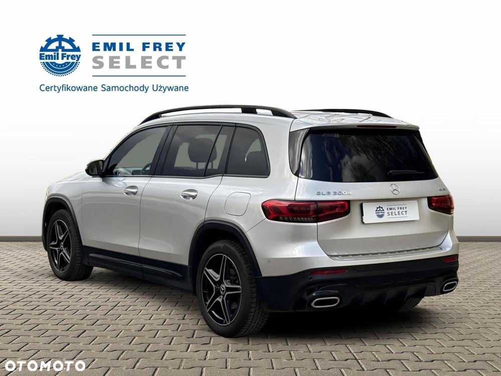 Mercedes-Benz GLB - 4