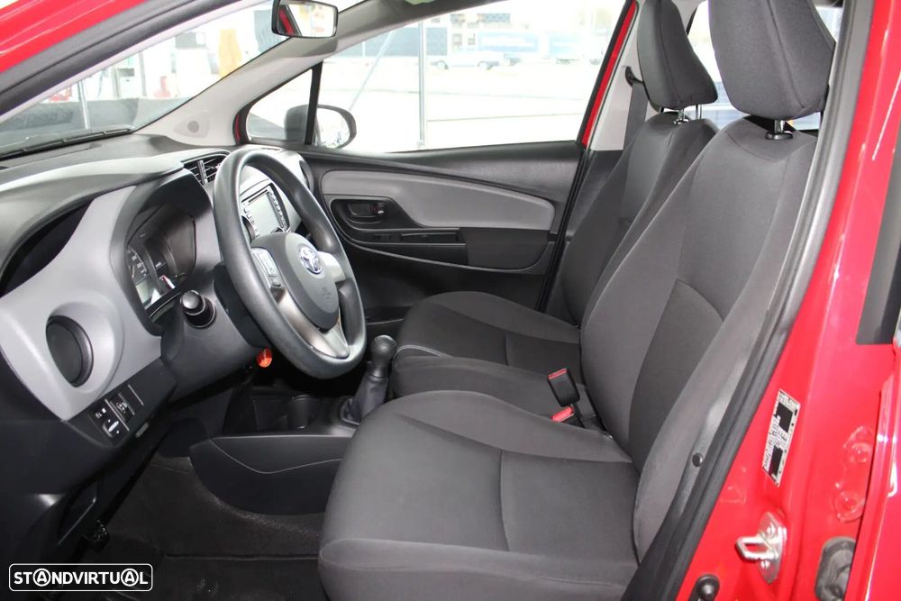 Toyota Yaris - 14