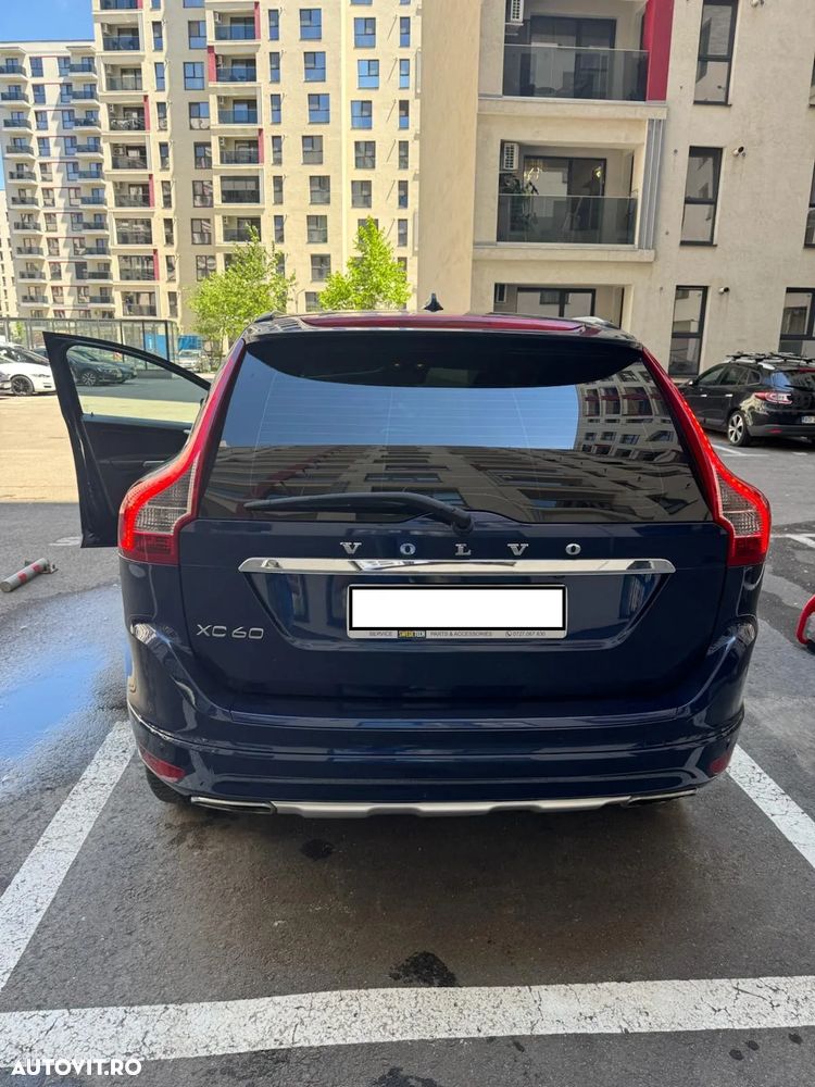 Volvo XC 60 D5AWD Ocean Race - 14