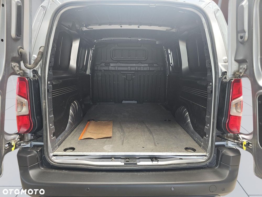 Toyota ProAce 2.3T 1.5D-4D 100KM long Furgon Active - 11