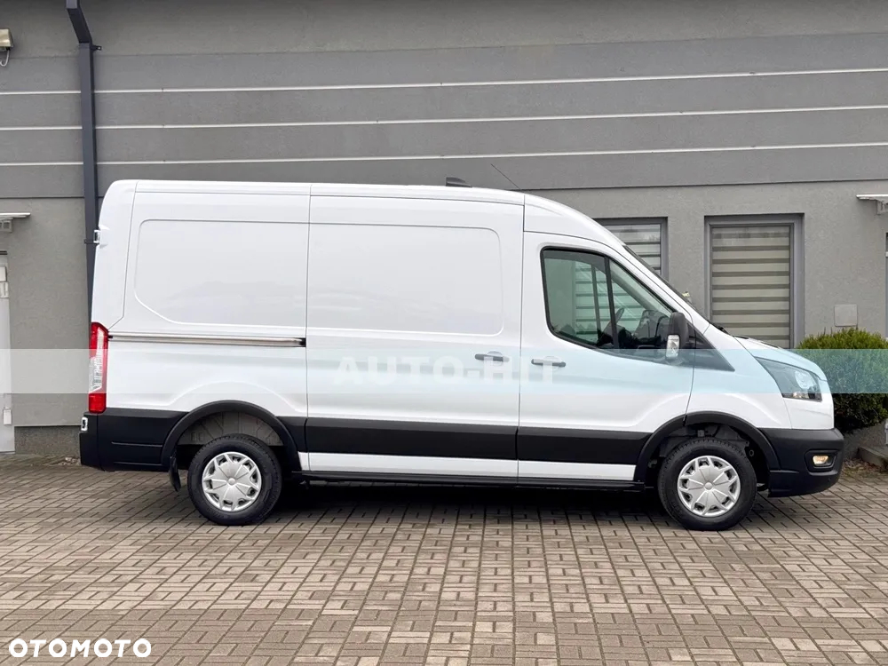 Ford Transit - 13