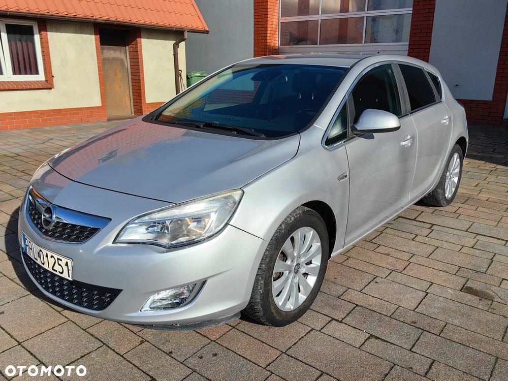Opel Astra 2.0 CDTI DPF Automatik Design Edition - 4