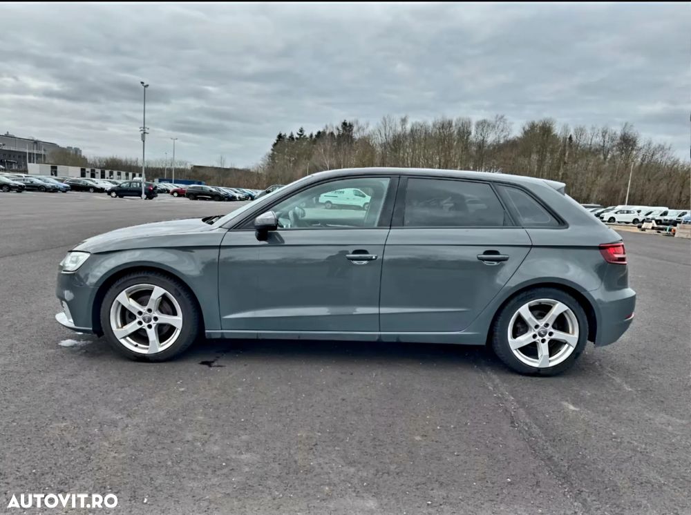 Audi A3 Sportback 1.5 TFSI S tronic Design - 2