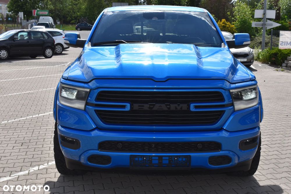 RAM 1500 Crew Cab Sport - 3
