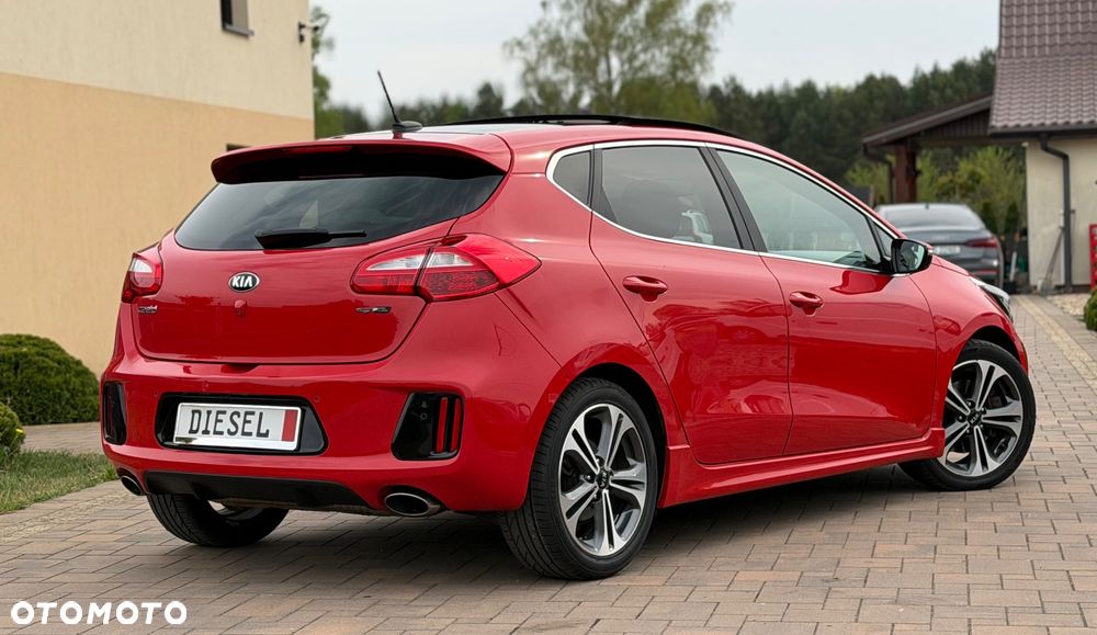 Kia Ceed 1.6 CRDi GT Line - 3