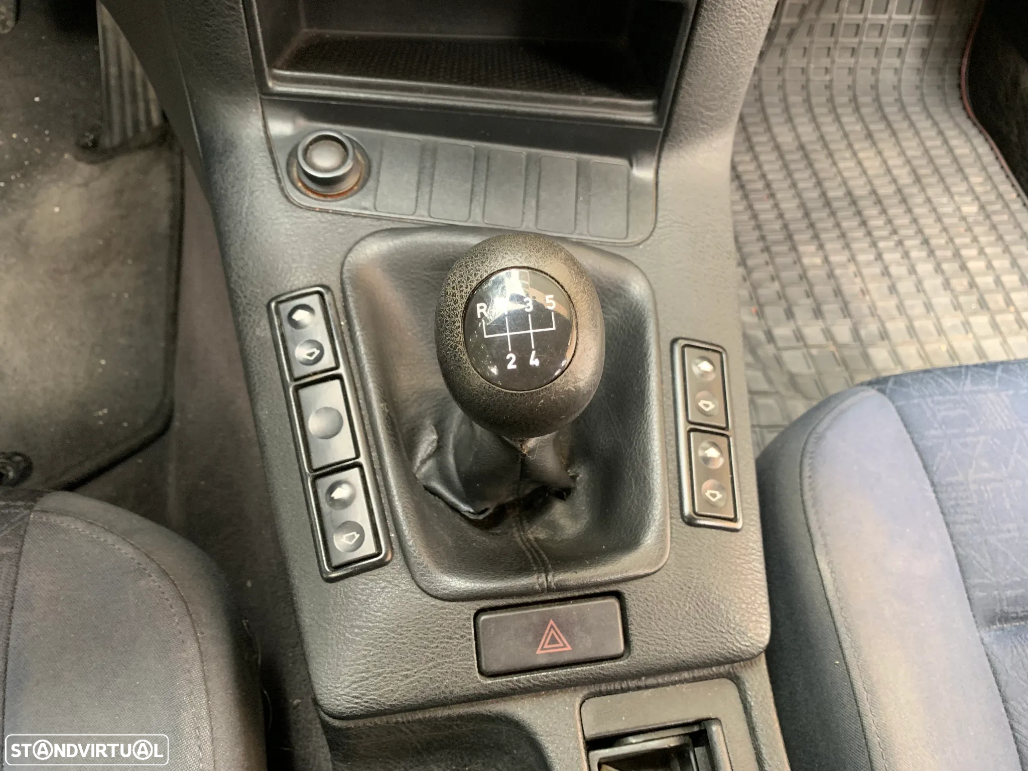 BMW 318 tds Touring Sport - 19