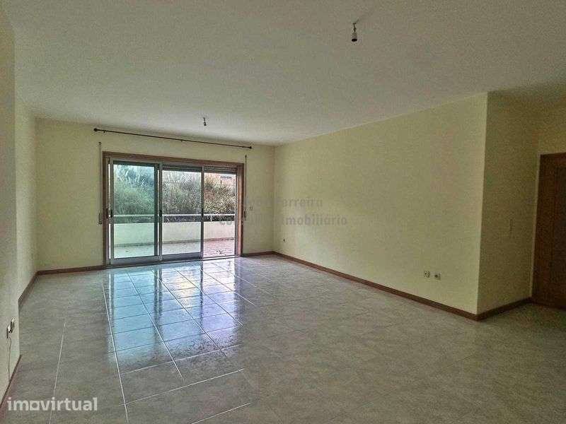 Apartamento T2 Cidade da Maia - Grande imagem: 2/12