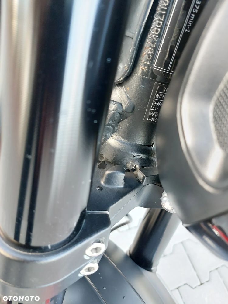 Triumph Trident - 40