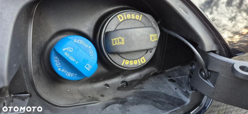 Volkswagen Passat Variant 2.0 TDI 4Mot Elegance DSG - 33