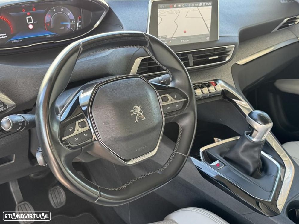 Peugeot 3008 1.5 BlueHDi Allure Pack - 5