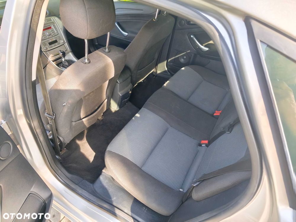 Ford Mondeo - 6
