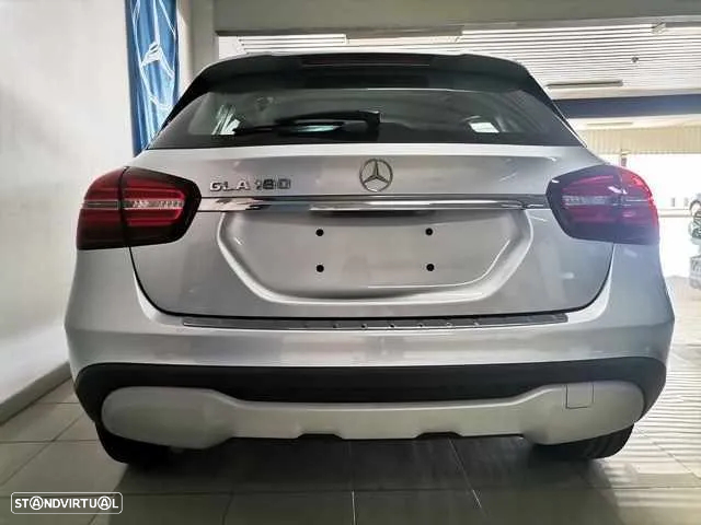 Mercedes-Benz GLA 180 Style Aut. - 4