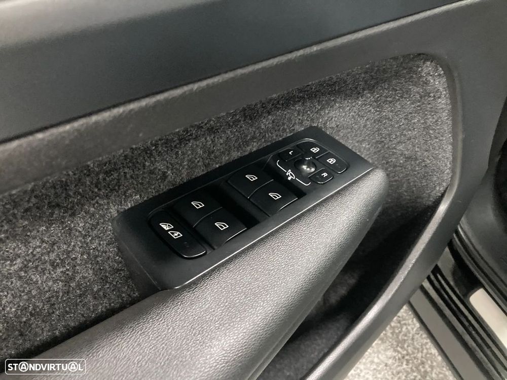 Volvo XC 40 Recharge 69 kWh Single Motor Core - 28