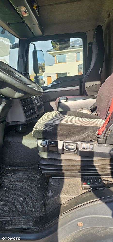 MAN TGL 12 250, 20 paletowy 2020r kontener winda - 3