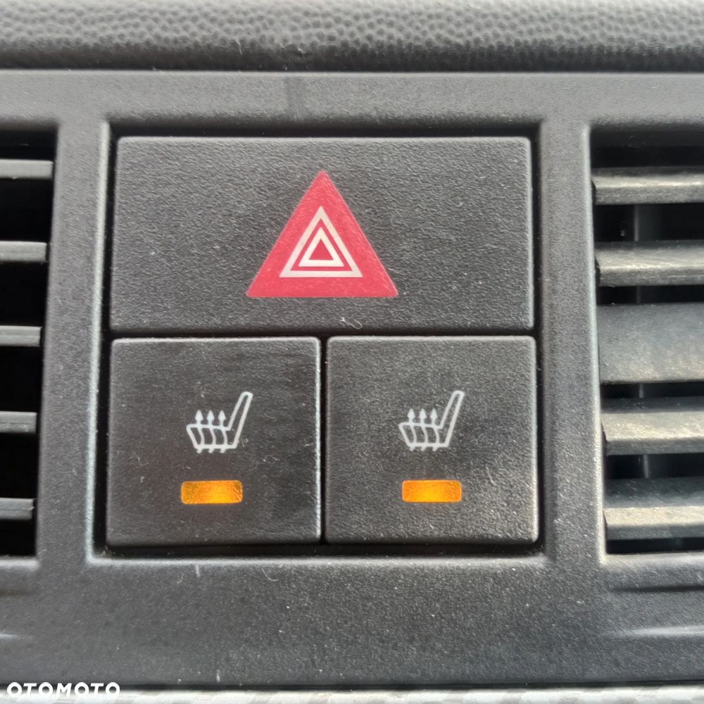 Opel Meriva 1.6 Cosmo - 24