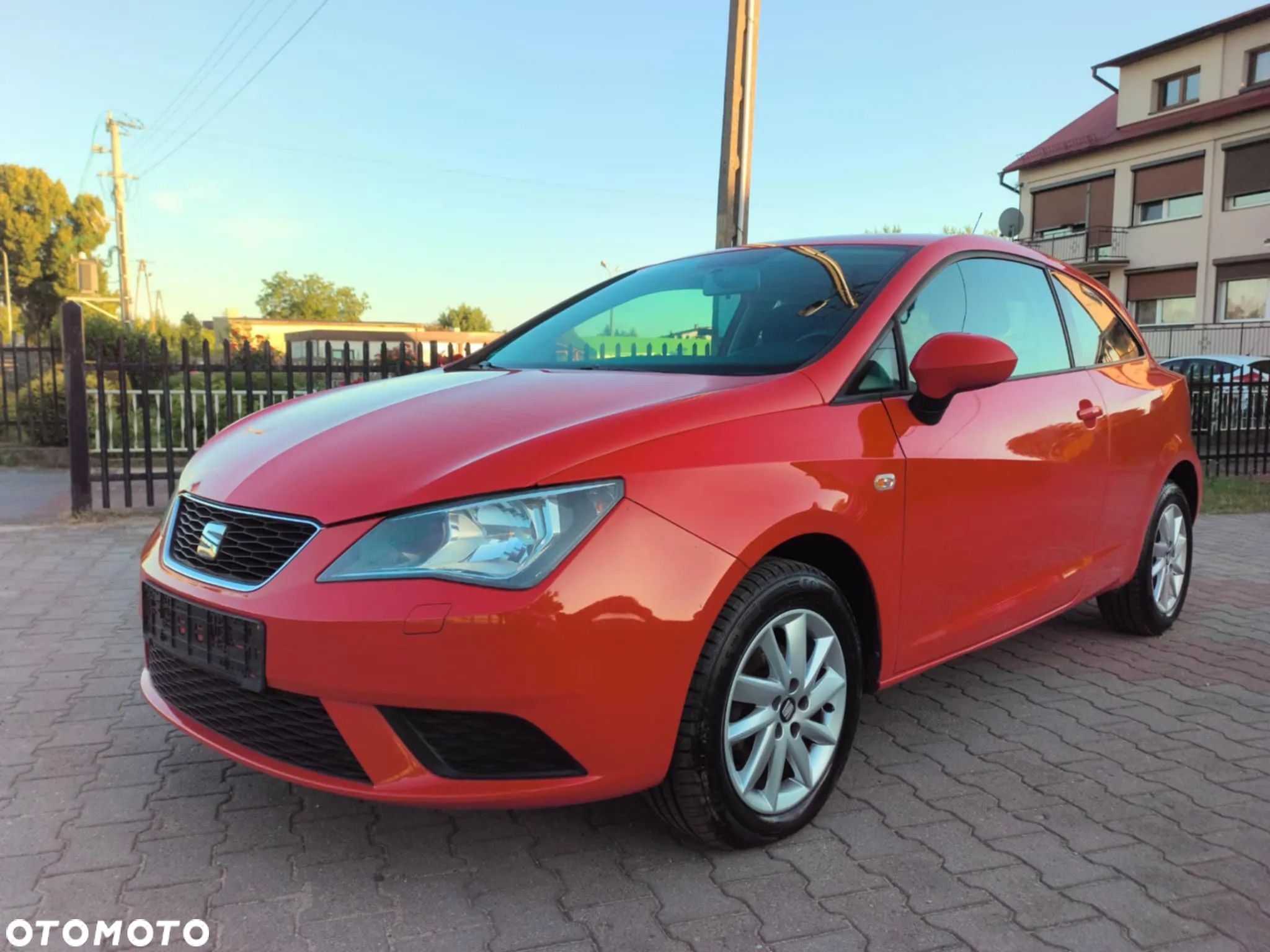 Seat Ibiza SC 1.4 16V Style Salsa - 1
