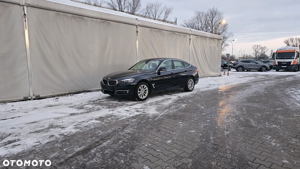BMW Seria 3 320d Edition Luxury Line Purity - 8