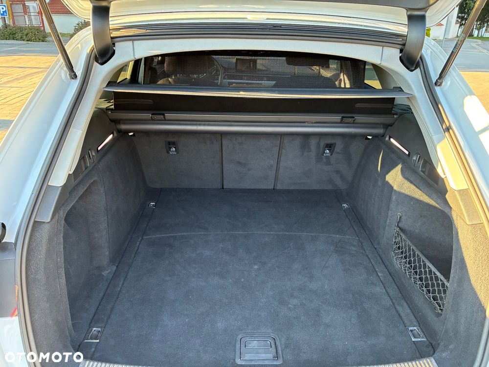 Audi A4 Avant - 11