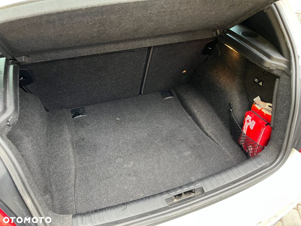 BMW Seria 1 123d DPF Edition Sport - 14