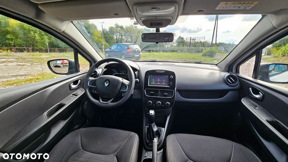 Renault Clio 1.2 16V Expression - 10