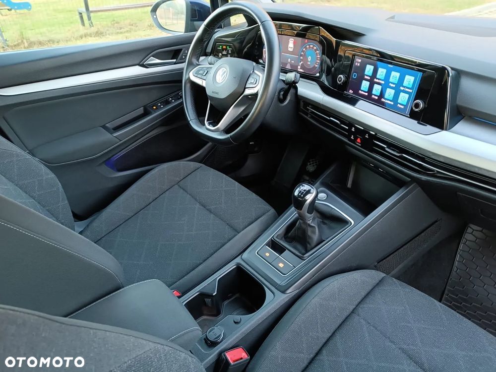 Volkswagen Golf VIII 1.5 TSI EVO Life - 27