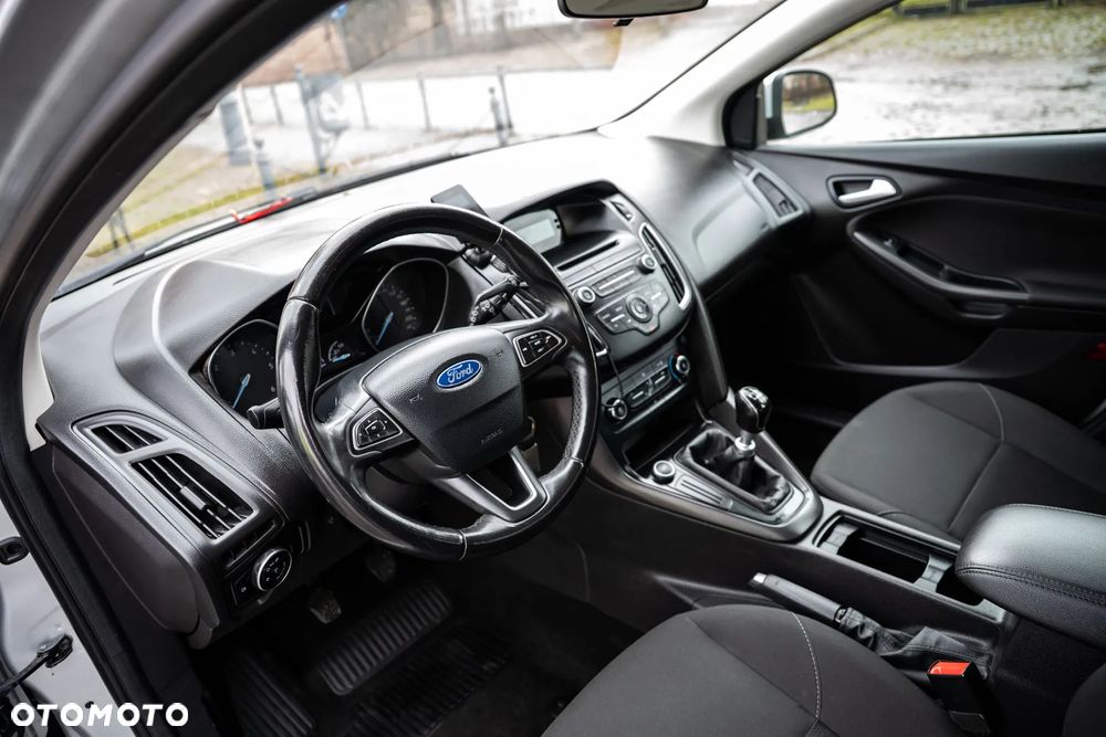 Ford Focus 1.6 TDCi Gold X - 24