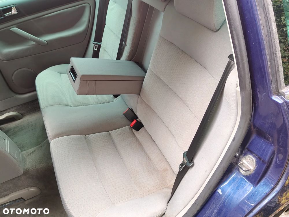 Volkswagen Passat Variant 2.0 Comfortline - 7