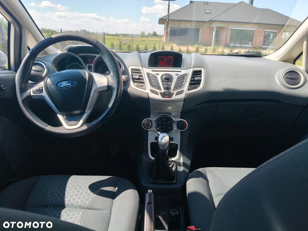 Ford Fiesta 1.25 Titanium - 9