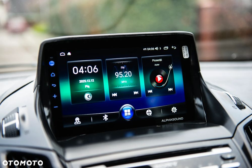 Ford Kuga 2.0 TDCi 4x4 Titanium - 33