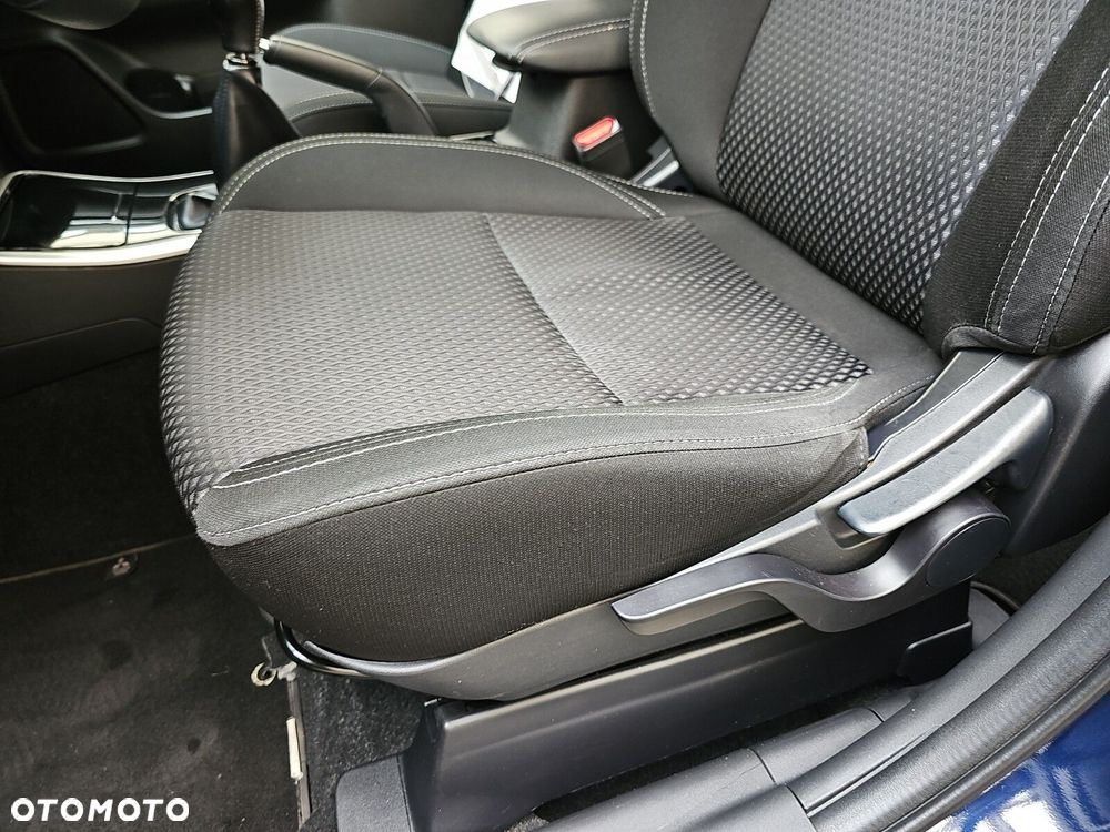 Mitsubishi Outlander - 14