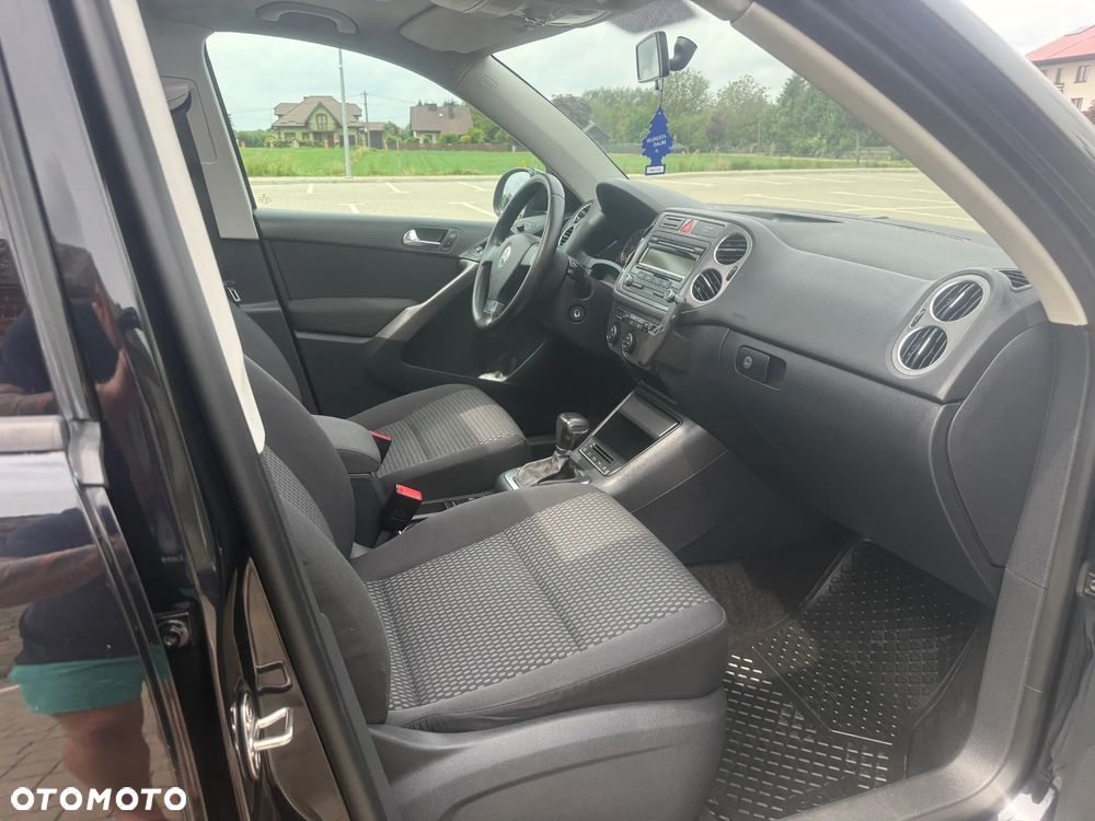 Volkswagen Tiguan - 13