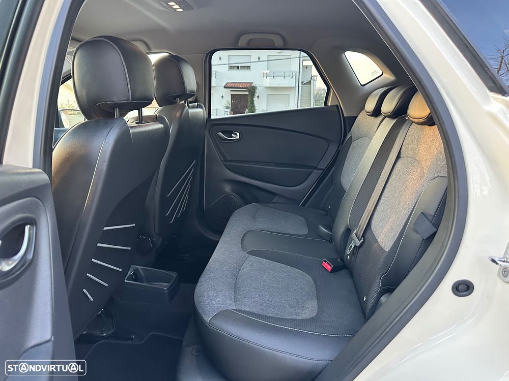 Renault Captur ENERGY TCe 90 S&S Intens - 24