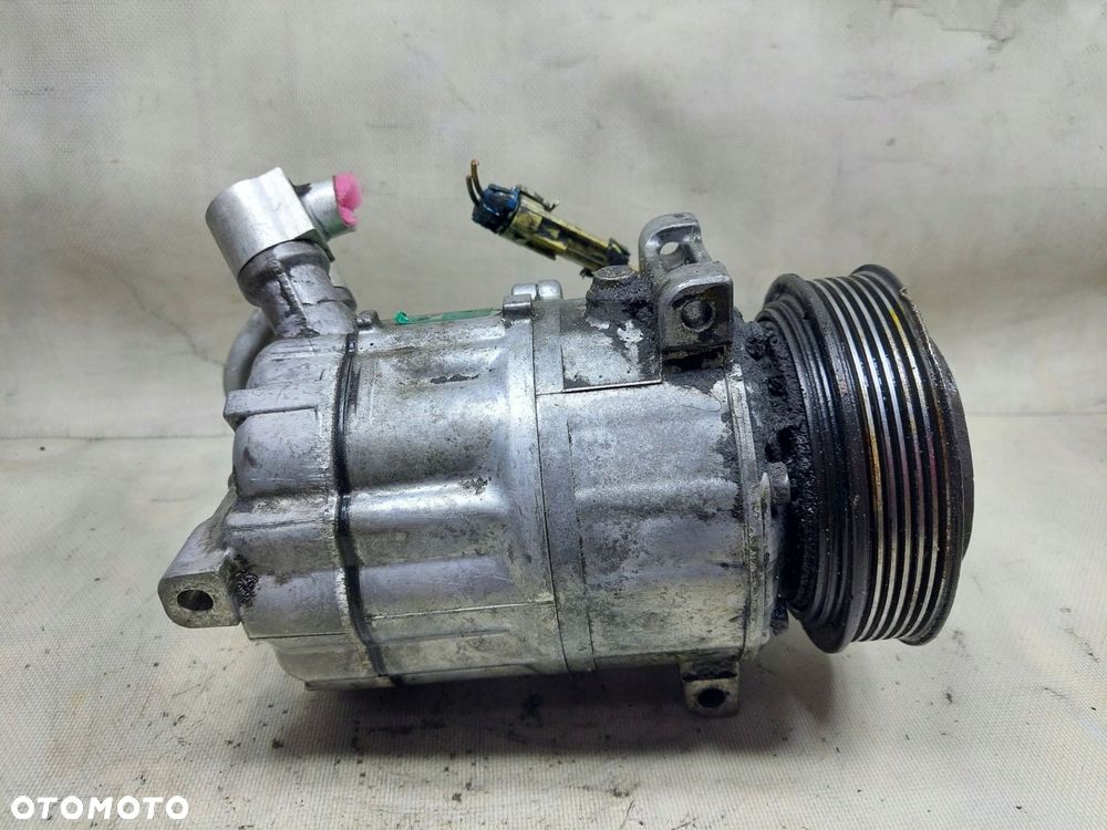 Kompresor Sprężarka Klimatyzacji 24411249 Opel Vectra B 2.0 - 6