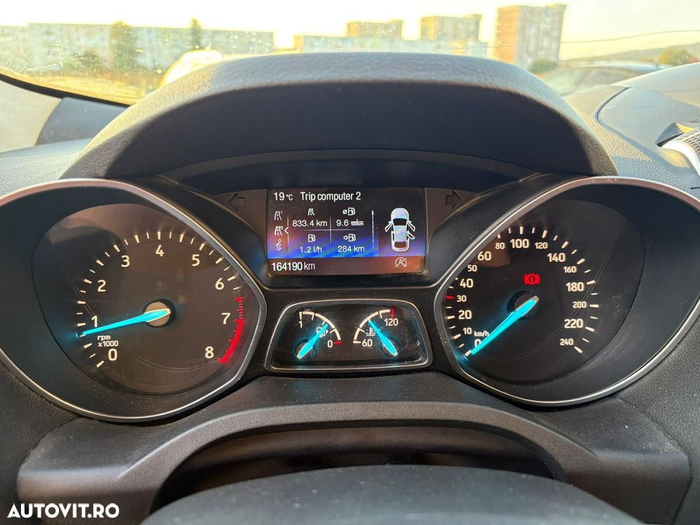 Ford Kuga 1.5 EcoBoost 2WD Trend - 9
