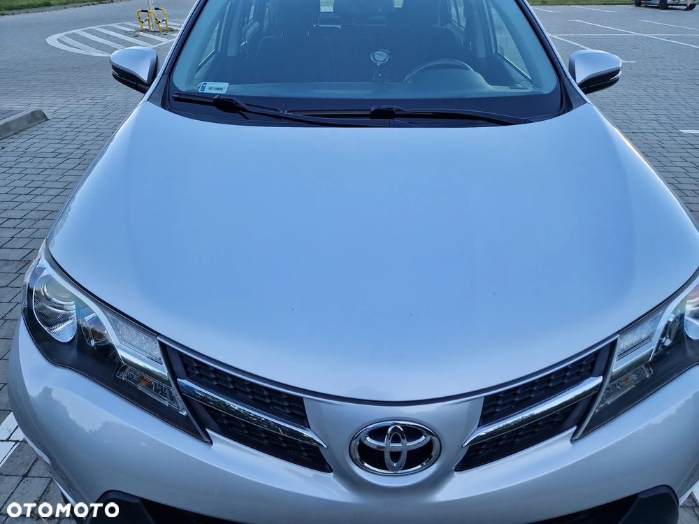 Toyota RAV4 2.0 D-4D Premium - 12