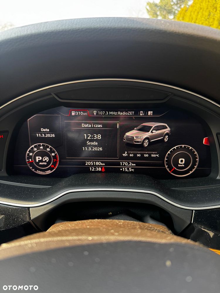 Audi Q7 - 10